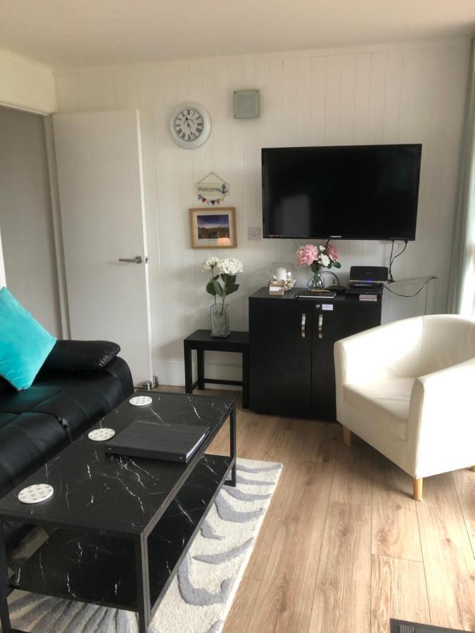 Chalet 47 By The Sea Kingsdown  Bagian luar foto