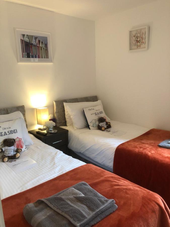 Chalet 47 By The Sea Kingsdown  Bagian luar foto